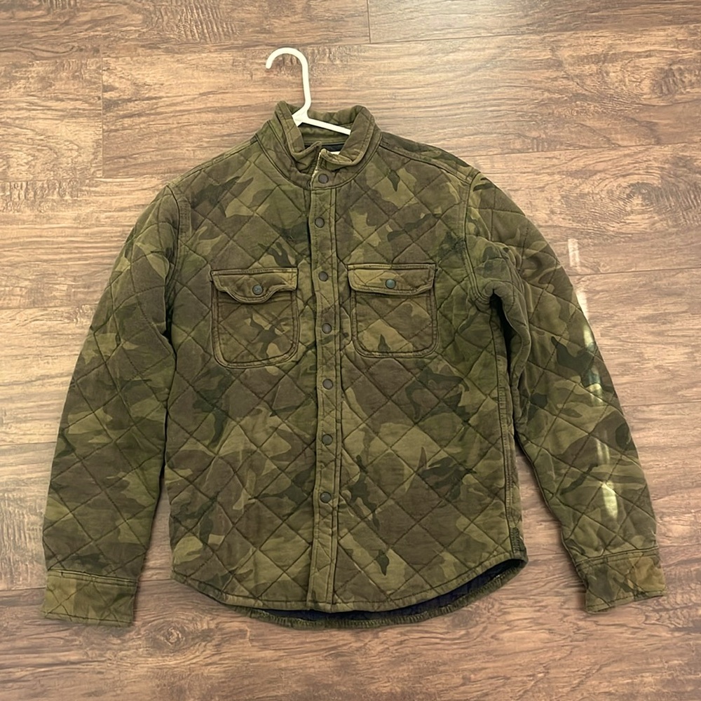 Medium American Eagle Vintage Camo Jacket